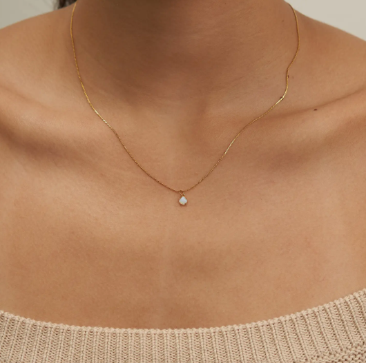 18k Opal Necklace