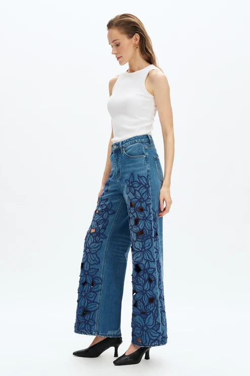 BAYEAS High Rise Floral Jeans