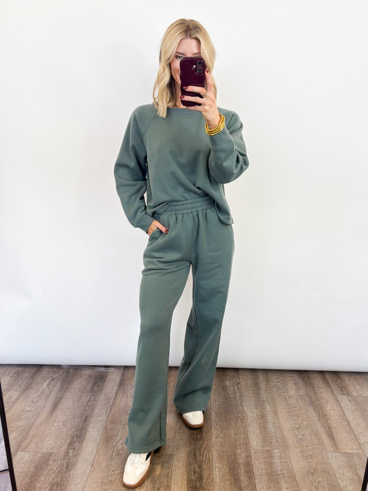 The Essential Lounge Set - 3 Colors