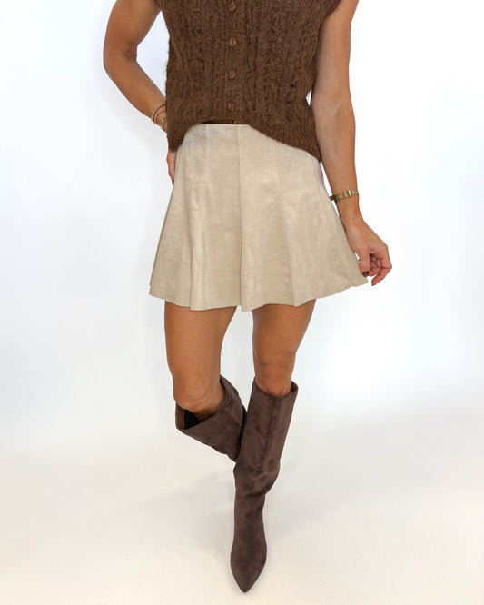 The Flirt Alert Skort – CREAM