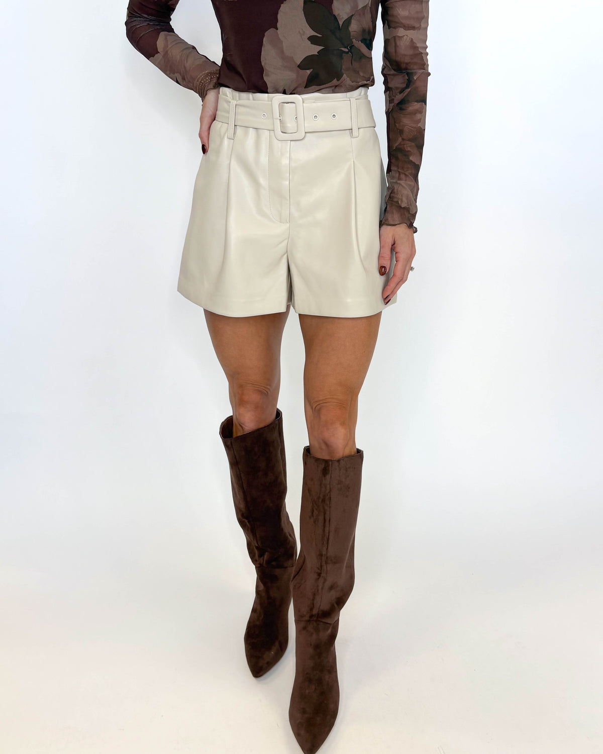 Champagne Plans Shorts - IVORY