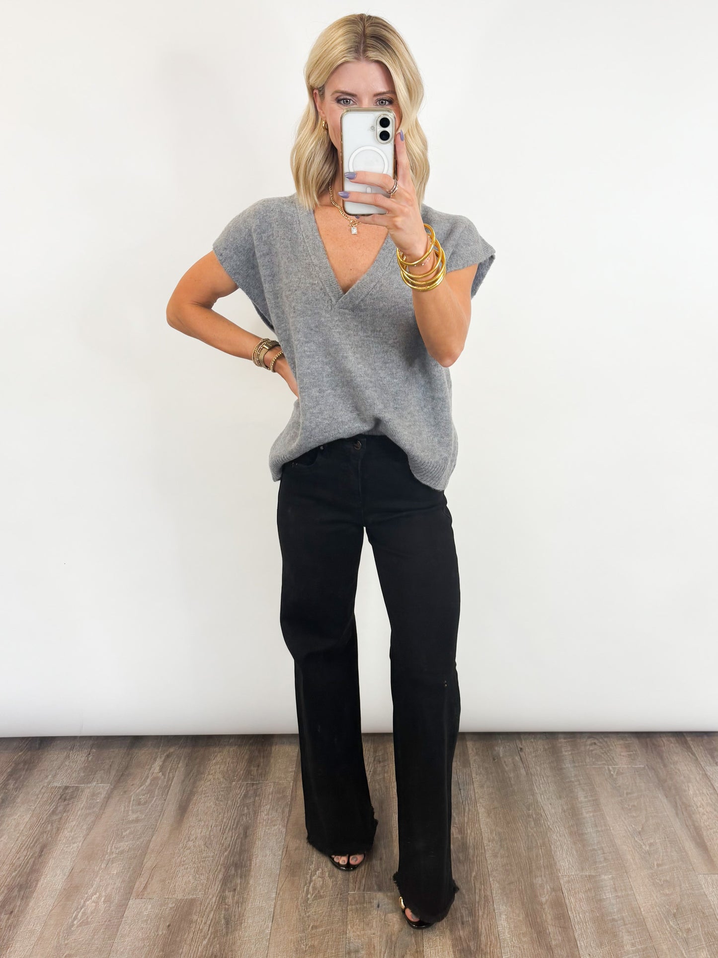 Classic Knit Sweater Vest - 2 COLORS