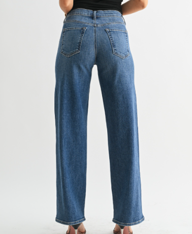The Modern Relaxed Jean