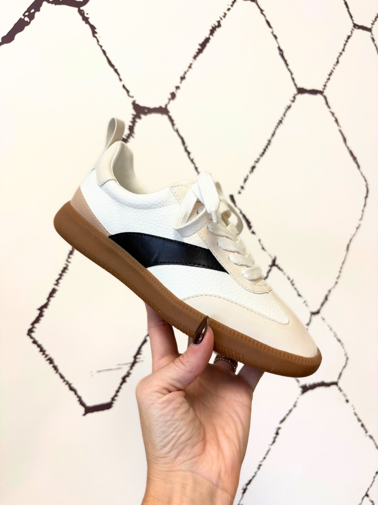 On Time Sneaker